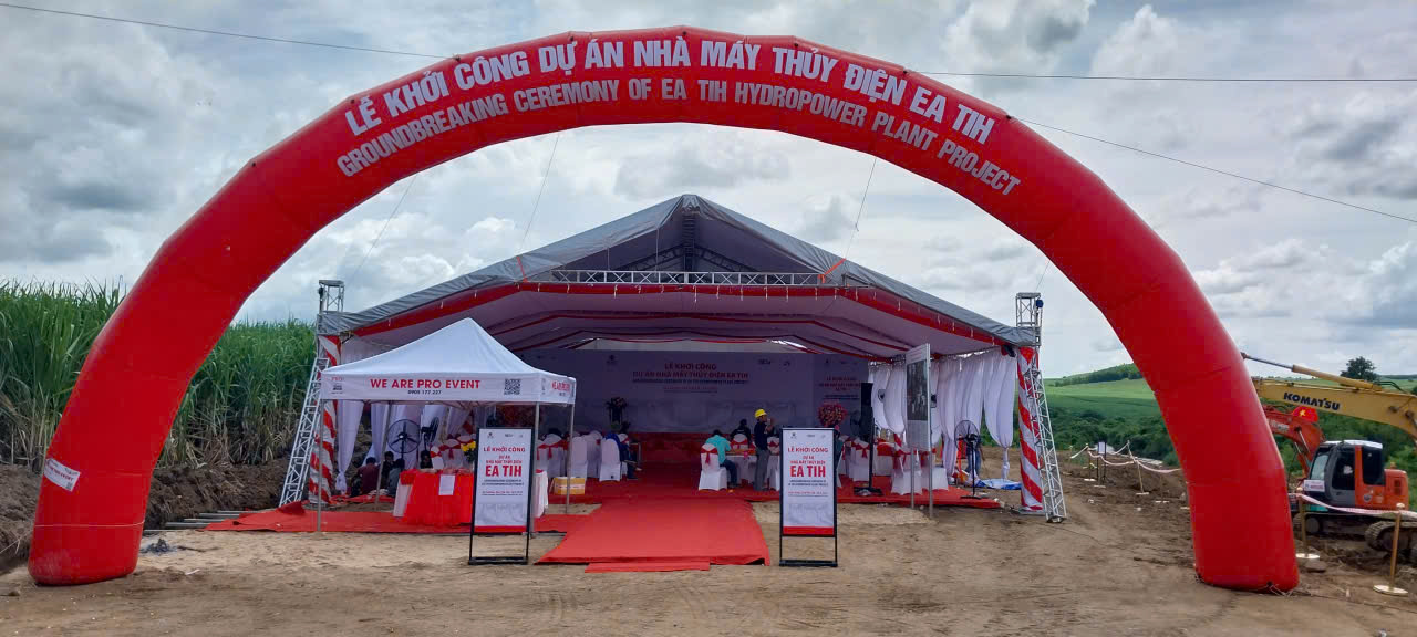 z758383486878490050cca940eb8a404fcf22313266de1